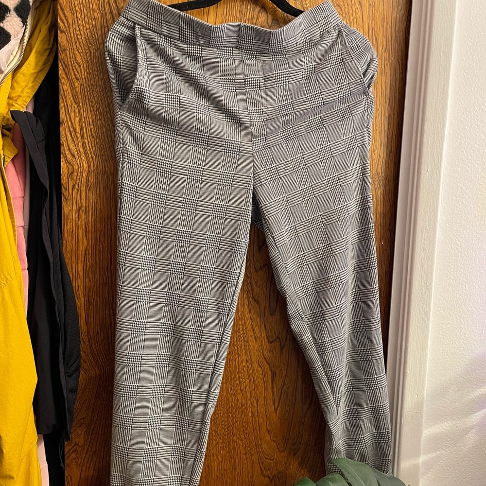 Tillys tapered plaid pants